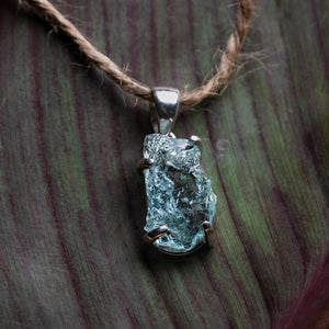 Handmade silver pendant with aquamarine stone